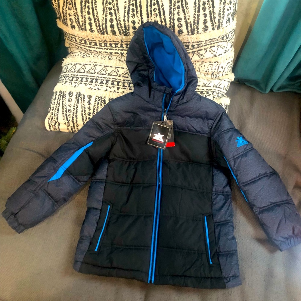 Boys Zeroxposur coat NWT never worn side 8.